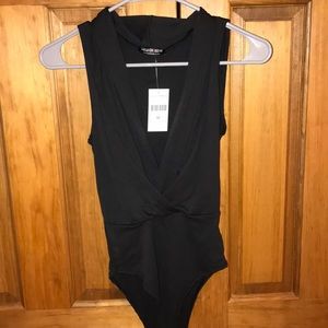 Black scoop neck body suit